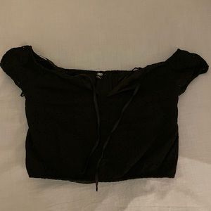 GBG Los Angeles Cropped Off the Shoulder Black Blouse